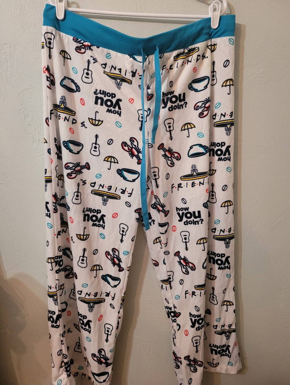 Friends Set Of 2 Plus Size Women Pajama Pants Size XXL!